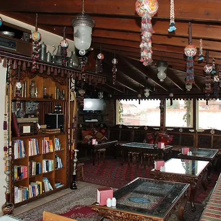 Hotel Bella